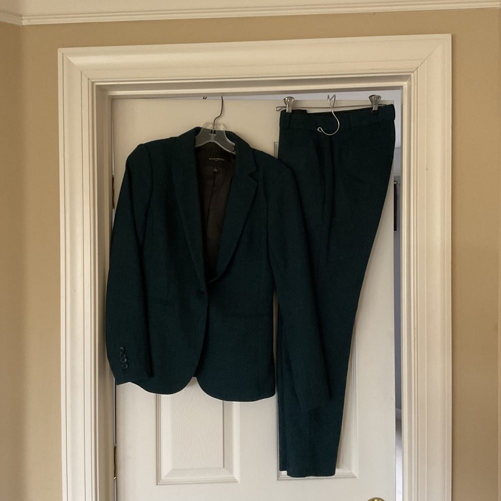 Banana Republic Suit